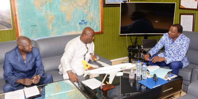 Visite d’une délégation de l’Autorité Guinéenne de l’Aviation Civile (AGAC)